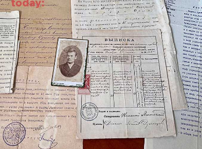 Порцелянові статуетки виготовлені в ХХ столітті на Житомирщині виявили митники в посилці, що прямувала до США