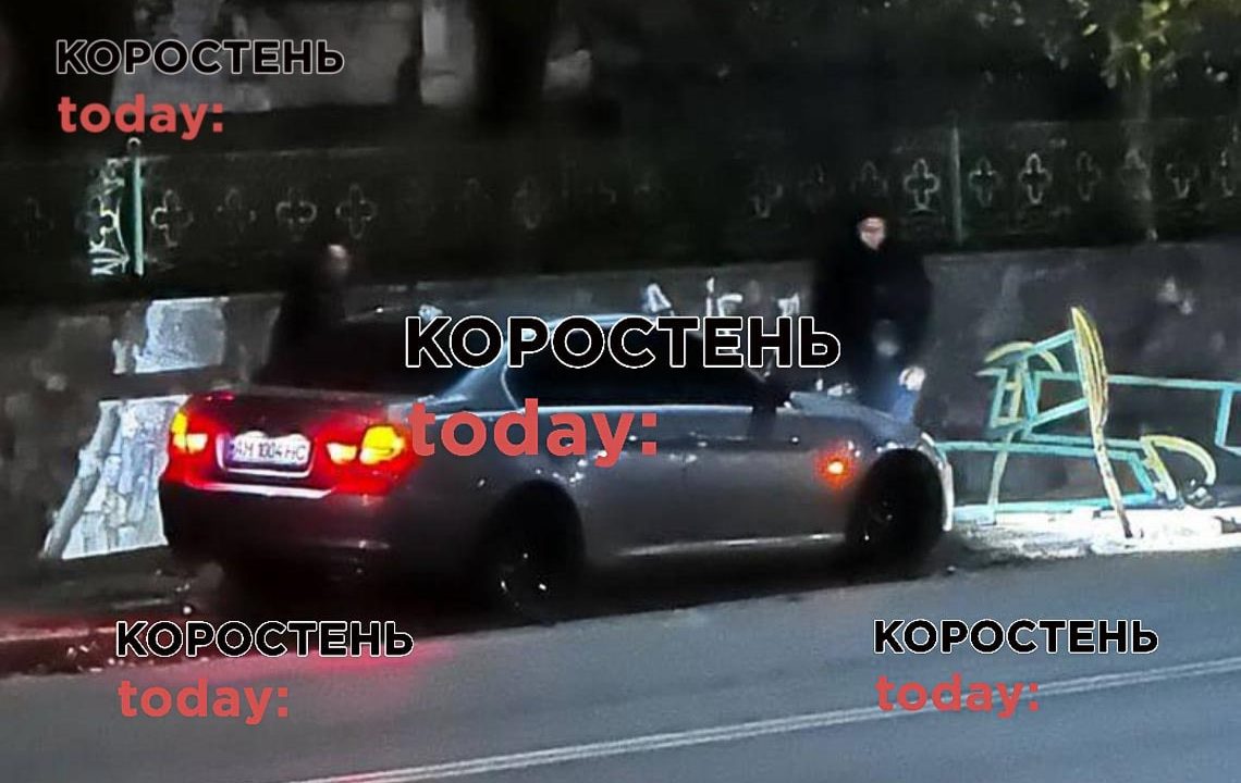 У поліції розповіли подробиці ДТП в центрі Коростеня: водія оcвідували на стан сп’яніння