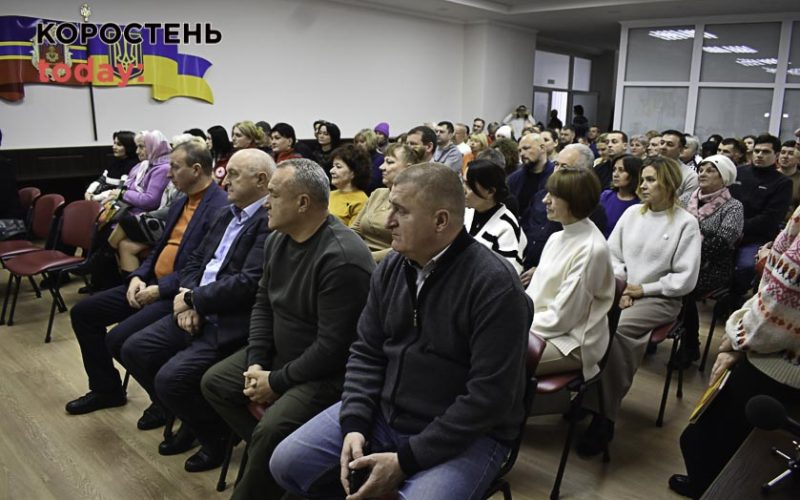 У Коростені грамотами та подяками нагородили волонтерів