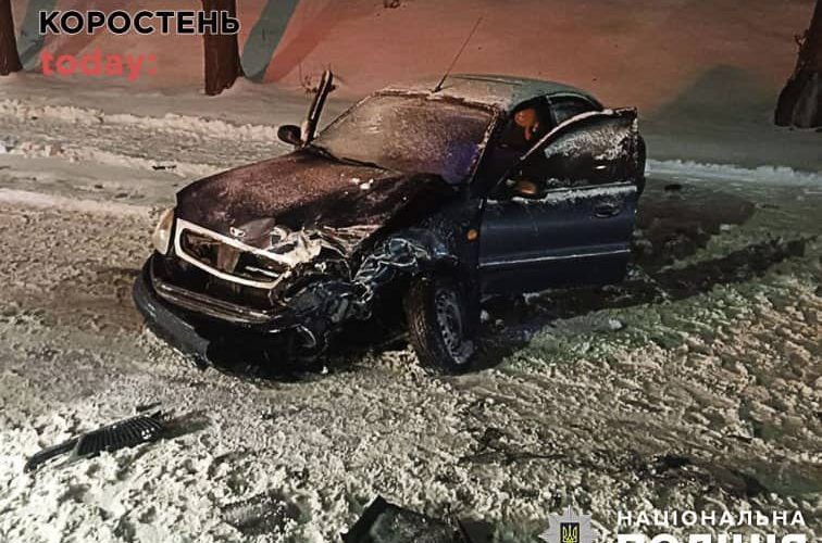 У Коростені Chevrolet зіштовхнувся з Lanos, а в Малій Зубівщині Mitsubishi врізався в MAN, що розчищав дорогу