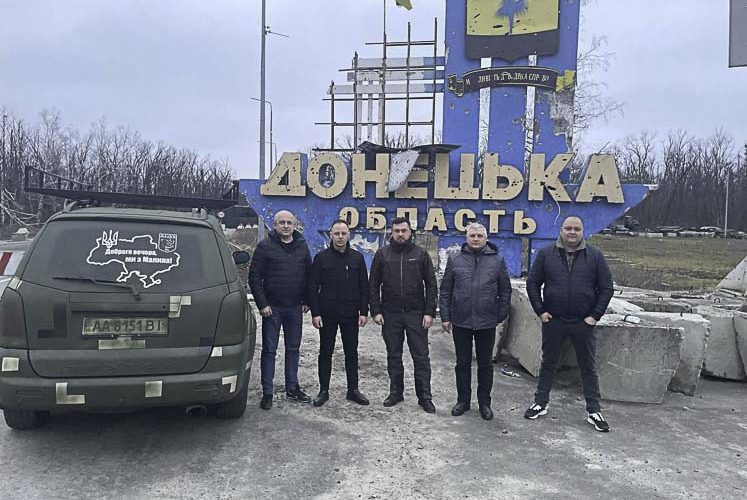 У Малинській міськраді розповіли, що минулого року передавали військовим