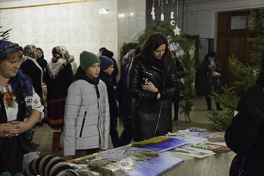 Понад 65 тис. грн для ЗСУ зібрали олевчани під час гала-концерту IV обласного конкурсу-фестивалю «Різдвяна зірка»