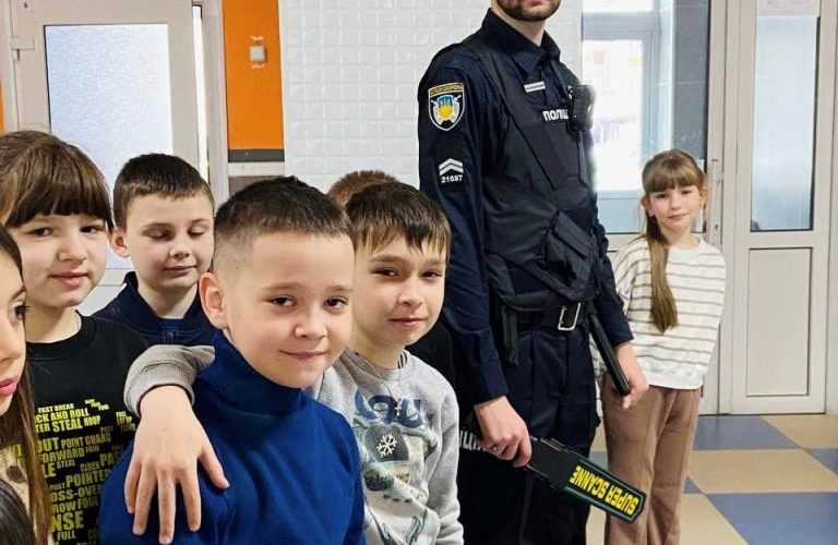 В одному з ліцеїв Овруччини почав працювати офіцер служби освітньої безпеки