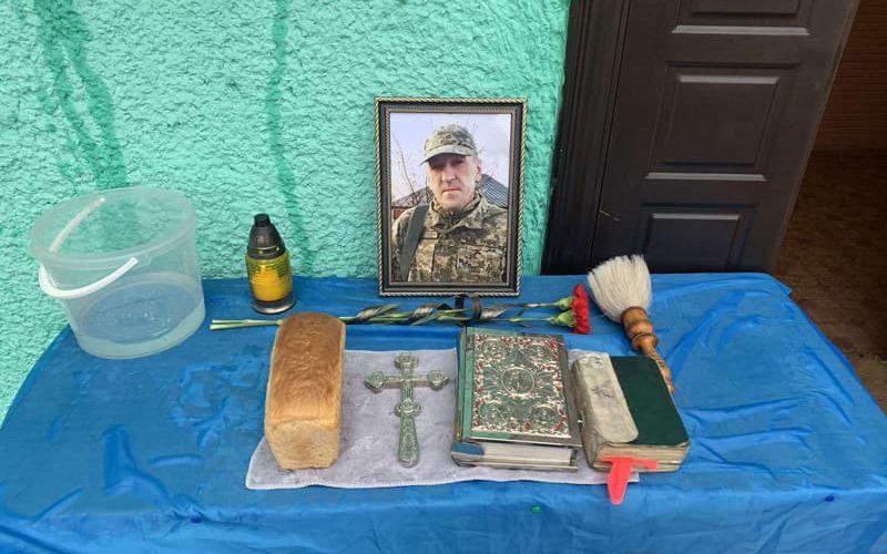 На приміщенні адмінбудівлі Великохайчанського старостату відкрили меморіальну дошку воїну Сергію Зільку