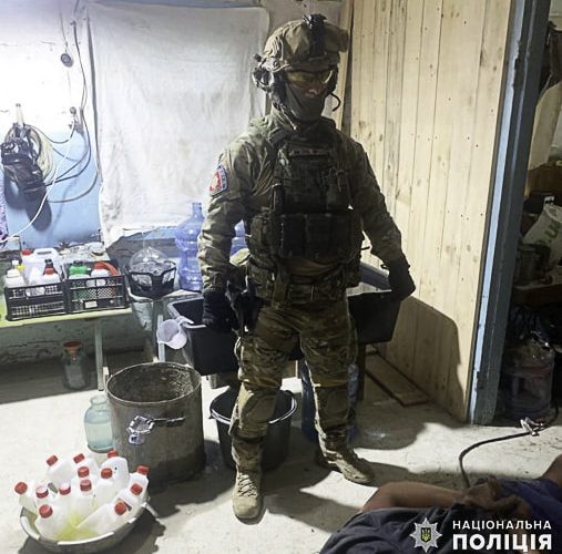 На Житомирщині судитимуть жителя Коростенщини та бердичівлянина, які виготовляли амфетамін