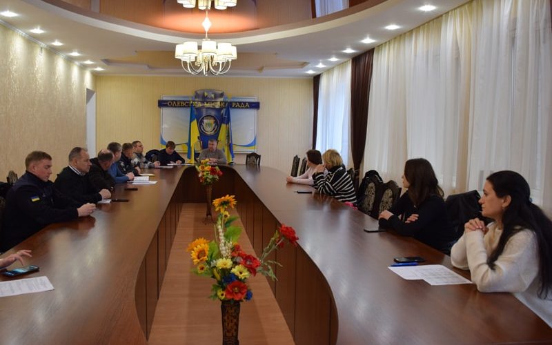 Через високу захворюваність на території Олевської громади на дистанційне переводять заклади середньої освіти, дитсадки та гуртки