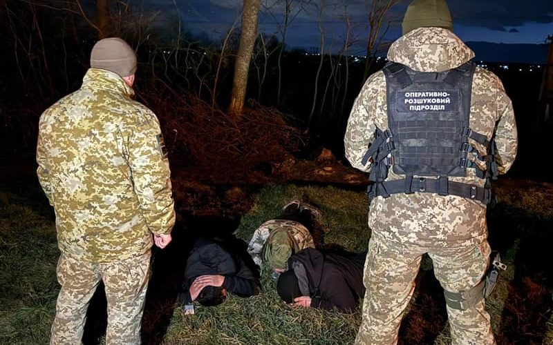 На кордоні з Румунією оператор БпЛА виявив “туристів”:  серед них був і житель Житомирщини