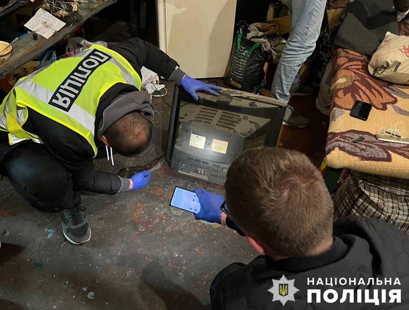 Ошукав понад десяток онлайн-продавців – на Житомирщині викрили афериста з місць позбавлення волі