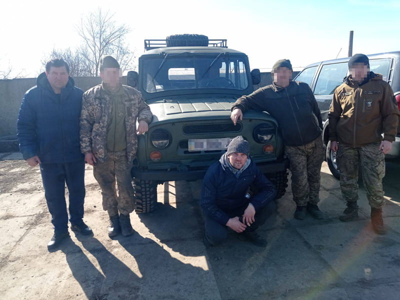 Олевська громада придбала та передала ще один автомобільна Бахмутський напрямок