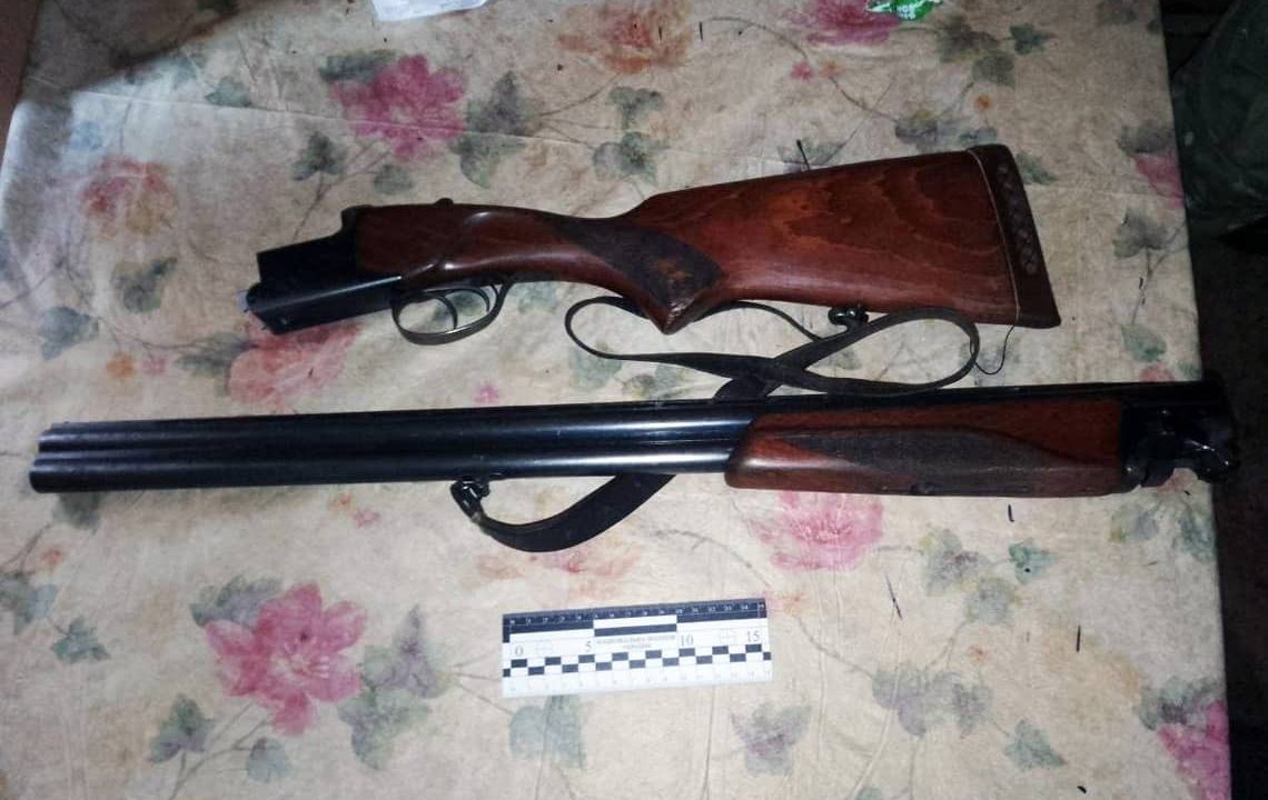 У жителів Народицької громади поліцейські знайшли автомат, газовий пістолет, мисливську зброю та набої