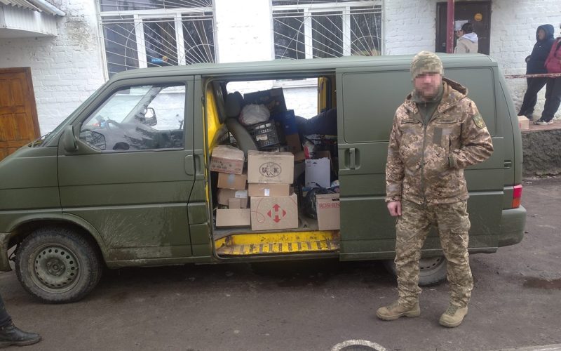 У Олевську місцеві зібрали більше 30 тисяч гривень на ремонт автомобіля для військового