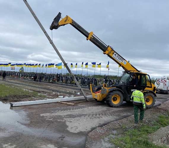 За тиждень коростенські комунальники висаджували дерева на сміттєзвалищі та прибирали на вулицях
