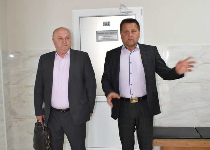 Гендиректор Коростенської лікарні звітував про виконання ремонтних робіт в дорослій поліклініці