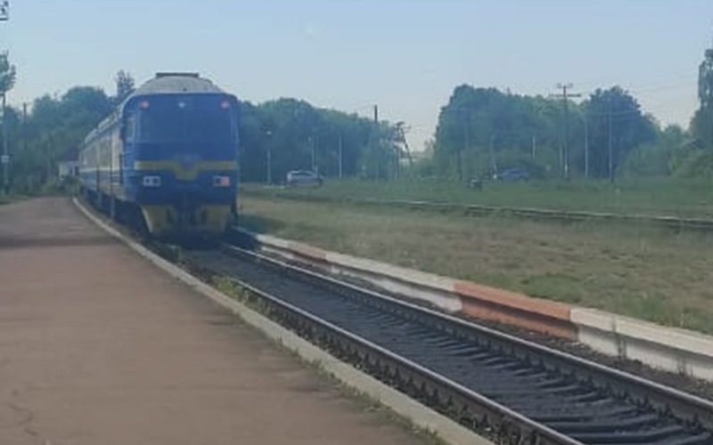 В Олевську дизель-потяг наїхав на 85-річного чоловіка