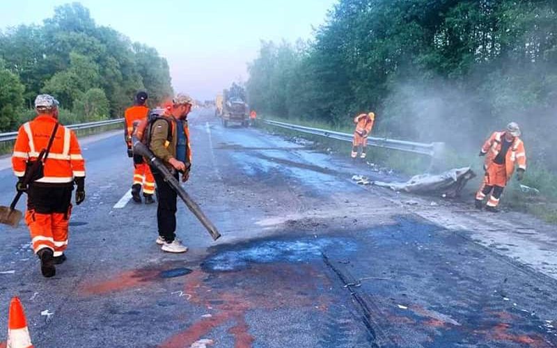 У Житомирській області шляховики ремонтують дороги після ДТП