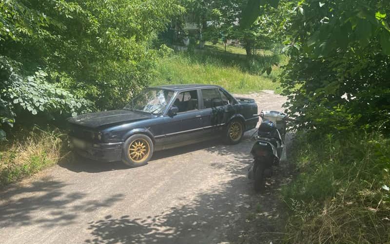 У Малині BMW зіштовхнувся зі скутером, водія двоколісника госпіталізували