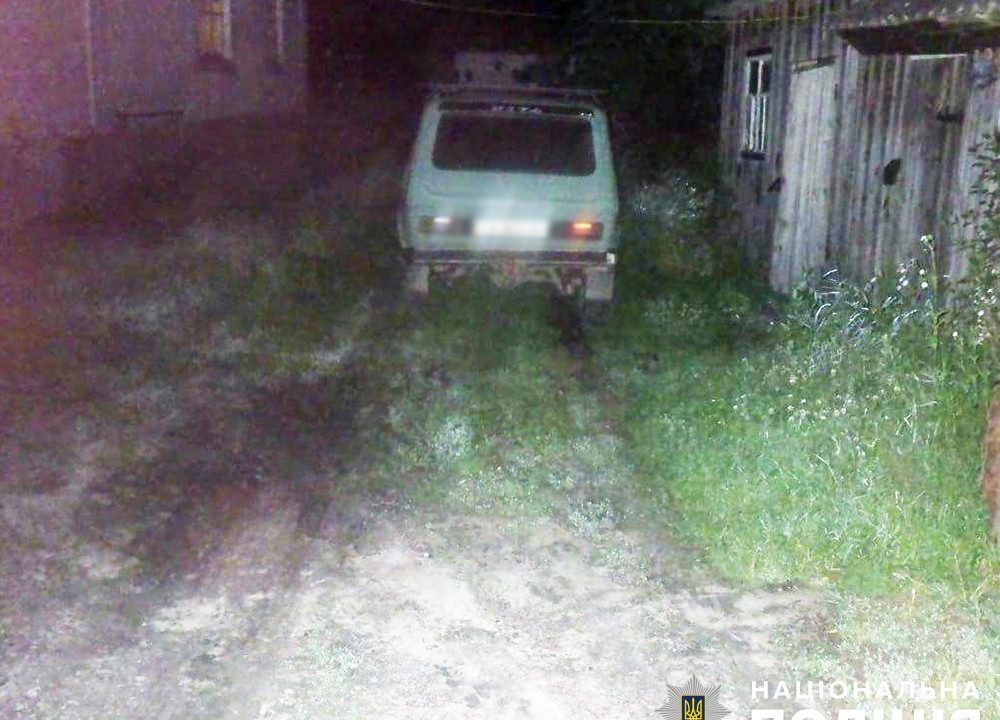 На Овруччині ВАЗ збив 7-річну велосипедистку: дитину госпіталізували