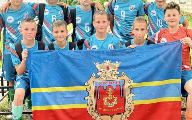 Юні коростенські футзалісти вибороли перемогу на V етапі змагань «Пліч-о-пліч Всеукраїнські шкільні ліги»