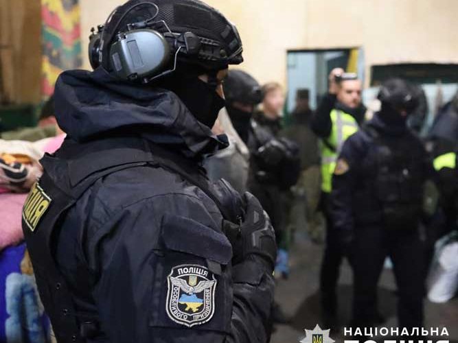 Житомирські правоохоронці завершили розслідування у справі ошуканства родин полонених та безвісти зниклих військових
