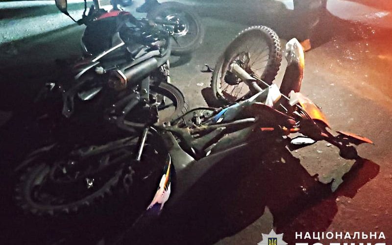 В Олевську зіштовхнулись два мотоцикли: травмовані 15-річний та 23-річний водії
