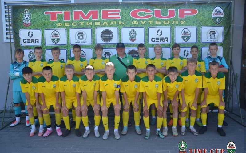 Юні коростенські футболісти з ФК “Мал” вибороли кубок турніру “Ліга Європи – Time Cup”