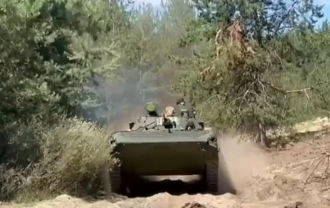 Військові однієї з бригад Житомирщини показали, як нищать окупантів на Бахмутському напрямку
