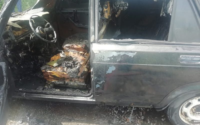 Дорогою до Народич загорівся ВАЗ