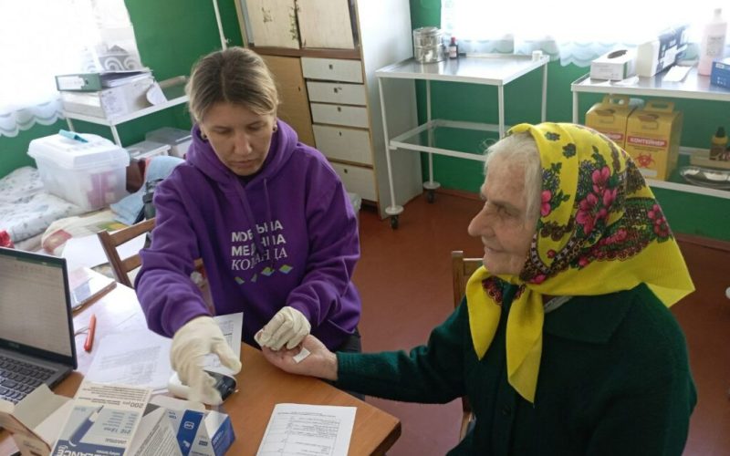 Мобільні медичні бригади щотижня виїжджають до віддалених сіл трьох громад Коростенщини
