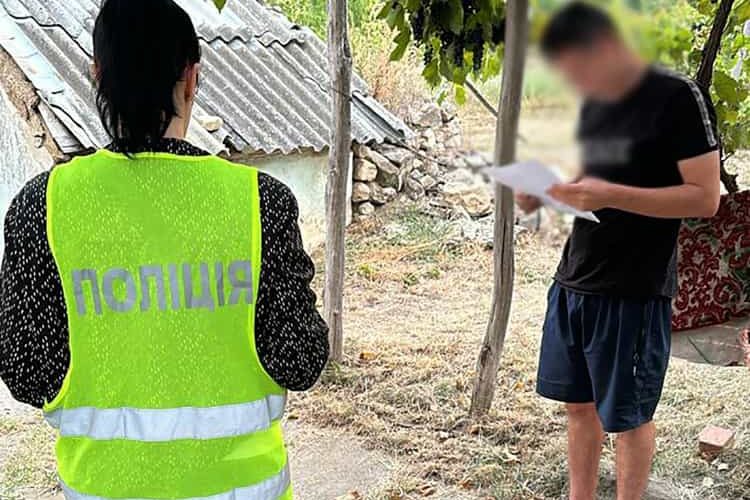 Їздив на Житомирщину міняти фальшиву валюту – правоохоронці затримали 24-річного чоловіка з Вінницької області