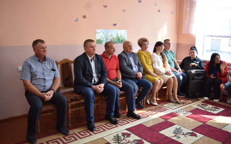 У селі на Коростенщині відбулось відкриття дошкільного підрозділу на базі Холосненської гімназії