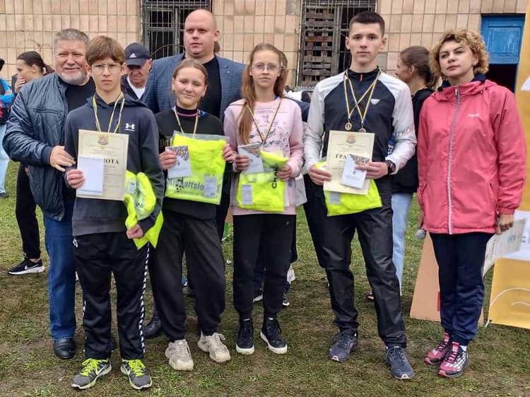 Команда спортсменів з Коростеня здобула перемог на чемпіонаті області з легкоатлетичного кросу