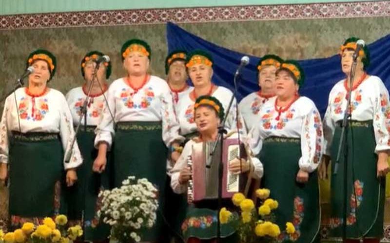 У селі Олевської громади відбувся благодійний концерт: зібрали понад 17 тис. грн для ЗСУ