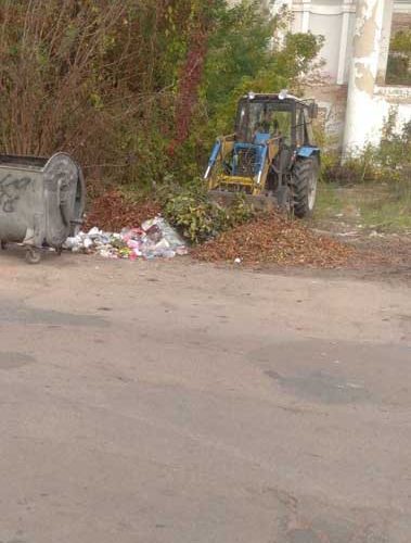 Прибирали місто, ремонтували освітлення та видаляли аварійні дерева – робота комунальників Коростеня за тиждень