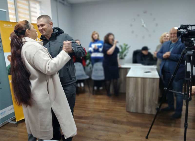 До родини в Коростені приїхав військовий, який понад 2 роки був у полоні