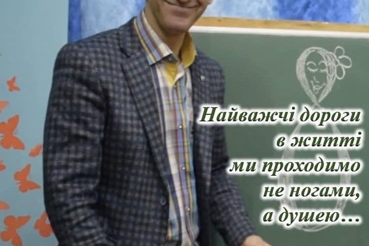У Коростені біля міського палацу культури прощатимуться із Захисником Олександром Галицьким
