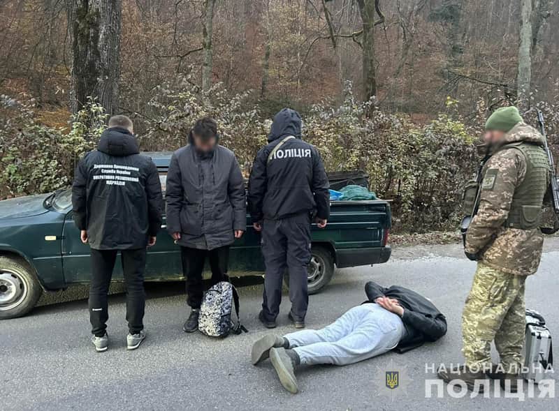 Житель Житомирщини за 8 тисяч доларів збирався втекти до Румунії