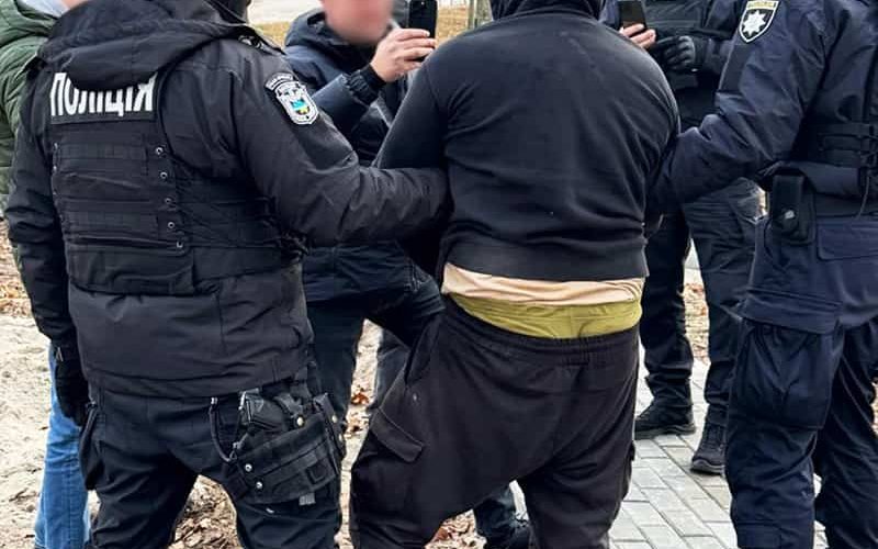 Видавав себе за військового та привласнив волонтерські кошти – на Житомирщині затримали шахрая