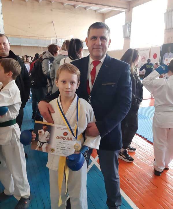 Коростенська громада здобула срібло на Відкритому чемпіонаті області з карате С.К.І.Ф.