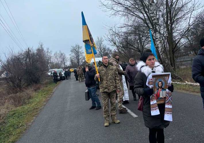 Чоповицька громада попрощалася із Захисником Юрієм Семенюком, який загинув два роки тому