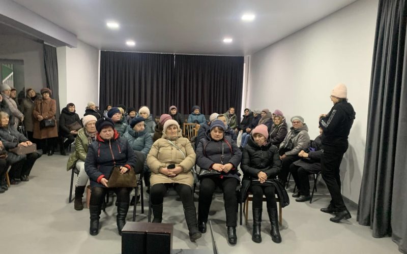 Голодування чорнобильців: пенсіонери, ветерани, інваліди та вдови ліквідаторів в Овручі влаштували акцію