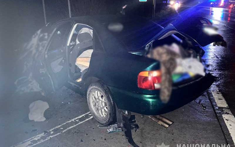 Подробиці аварії в Коростенському районі: внаслідок зіткнення автівки та бензовоза постраждали люди, учасники були п’яні