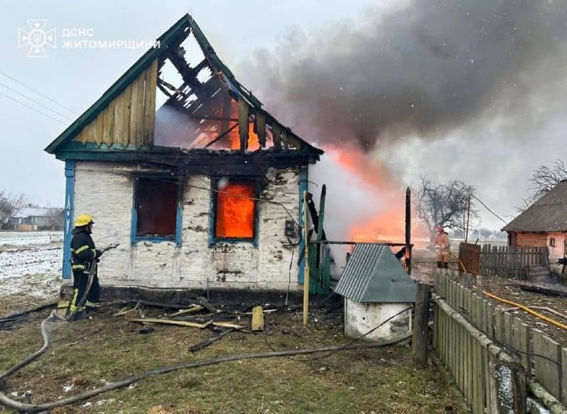 У Коростенському районі під час гасіння пожежі виявили тіло чоловіка