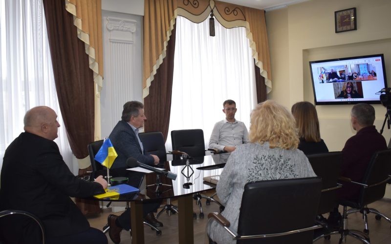 Онлайн угода – Коростень співпрацюватиме з містом у Великобританії