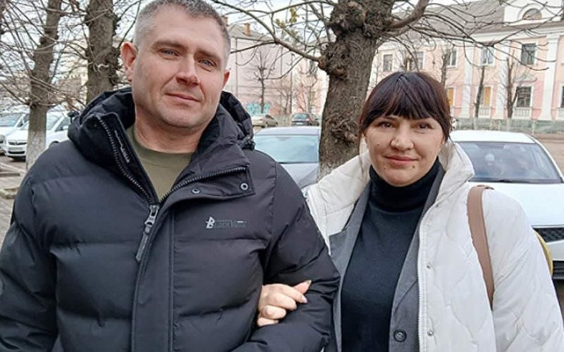 Як з окупованої Каховки жінка з дітьми переїхала до Коростеня та майже 3 роки чекала чоловіка з полону