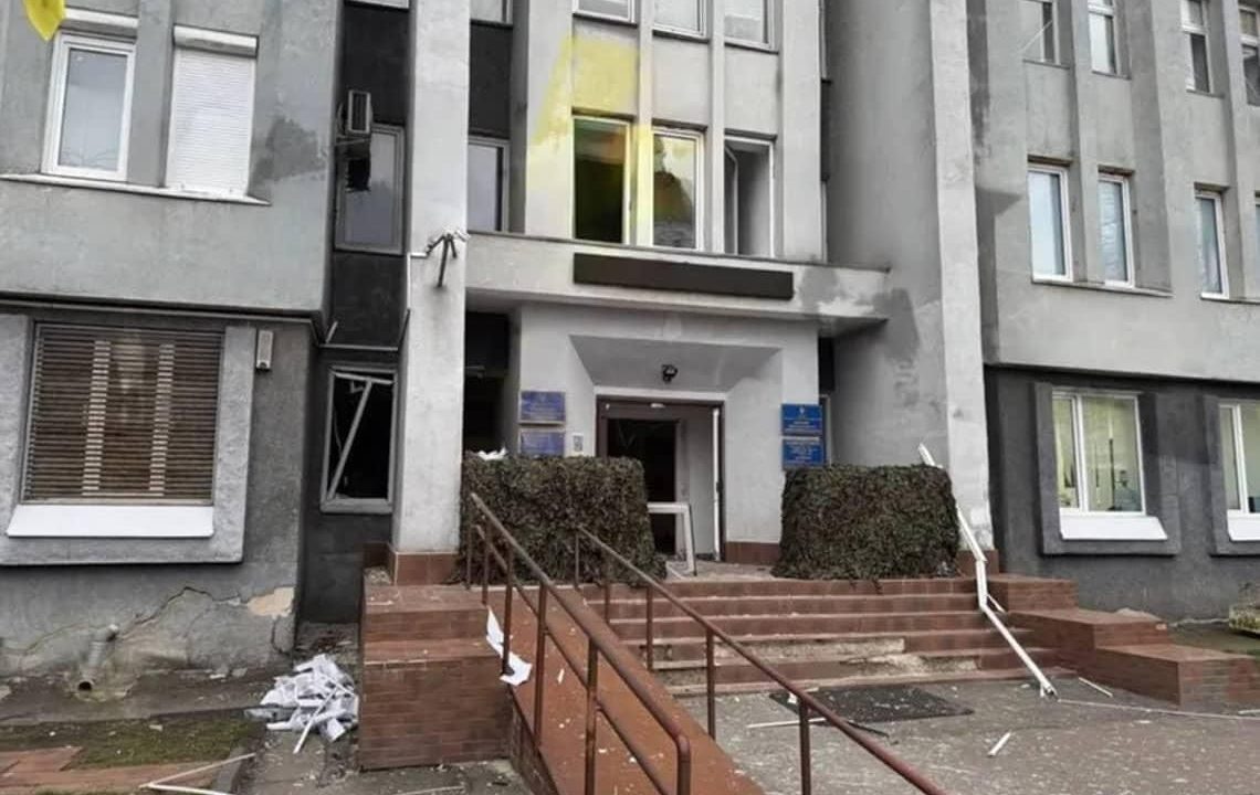 Житель Житомирщини – терорист-смертник, що підірвав вибухівку в Рівненській ТЦК