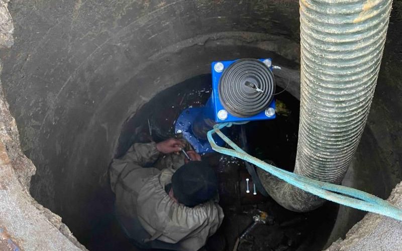 Протягом тижня працівники коростенського водоканалу 60 разів виїжджали на виклики щодо забитих каналізацій
