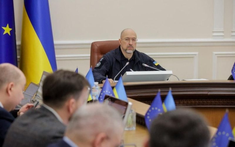 Аптекам обмежили торгівельну націнку на ліки: що буде з цінами