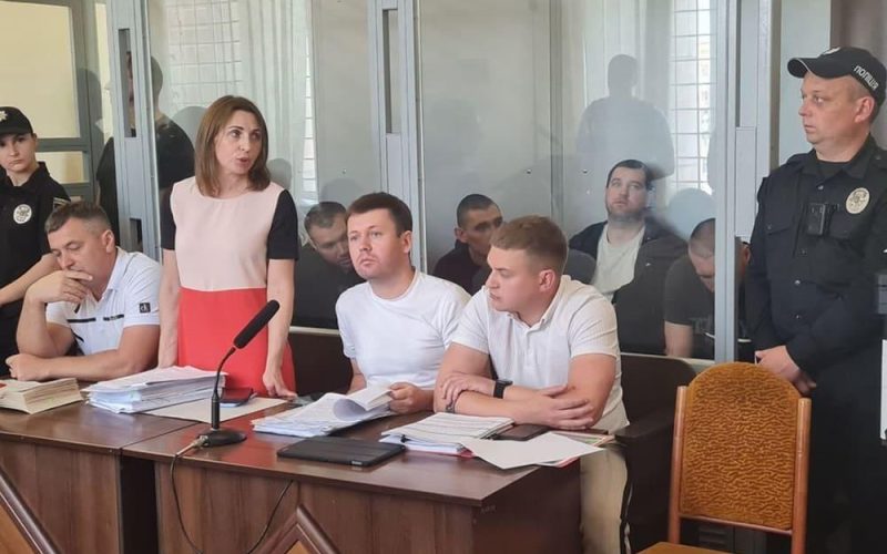 У справі рекетирів з Житомирщини мають заслухати понад 20 свідків