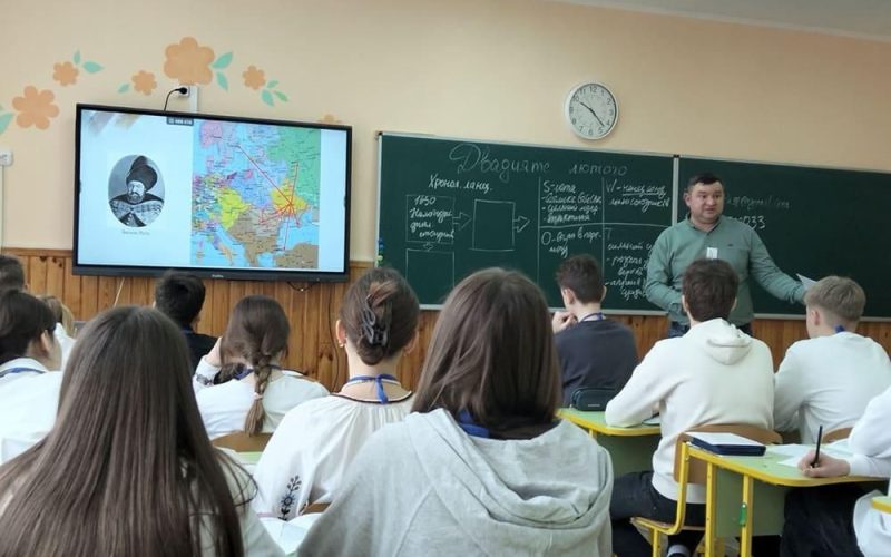 Вчитель з Олевського ліцею представлятиме область на всеукраїнському конкурсі “Учитель року”
