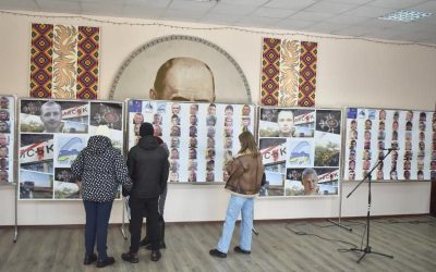 У Коростенському палаці культури відкрили фотовиставку “Знайти та повернути”
